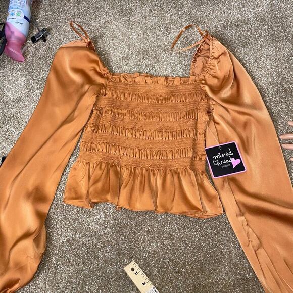 Mixed thread Smocked Peasant long Sleeve Ruffle Blouse Long Textured Satin SZ M - Picture 9 of 9